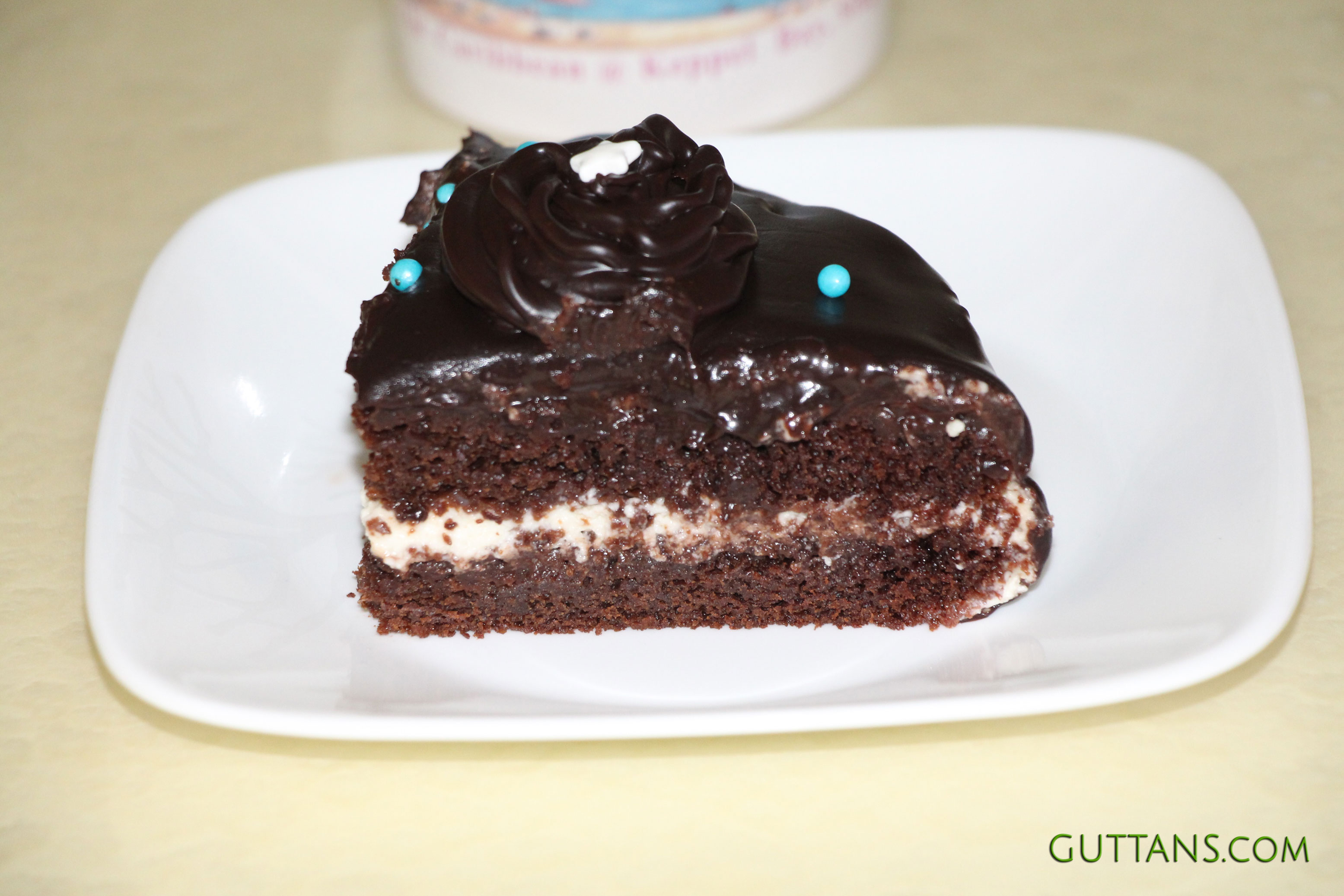 Eggless Chocolate Cake